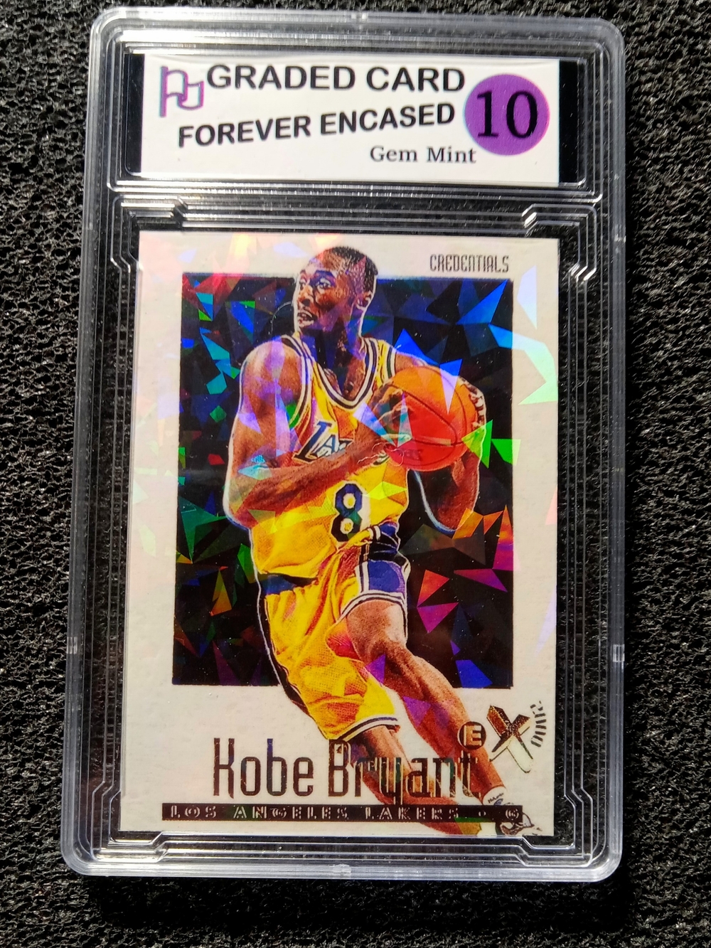 Kobe Bryant Los Angeles Lakers HOF Cracked Ice Basketball Rookie Card